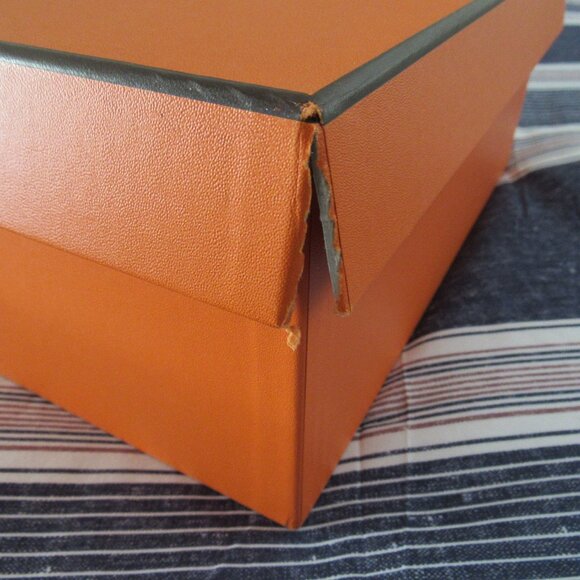 Authentic HERMES Empty Box 14” x 11” x 5.5” with boot bag - Picture 11 of 16